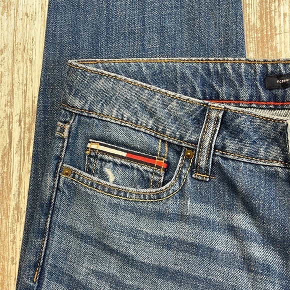 Tommy Hilfiger NWT Distressed Embroidered Pocket Slim Boyfriend Jeans - Picture 10 of 15
